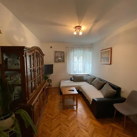 Apartment Apartman Rose *